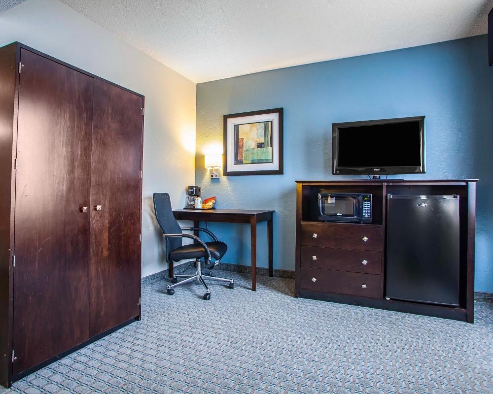 Quality Inn & Suites Ankeny-Des Moines Image 30